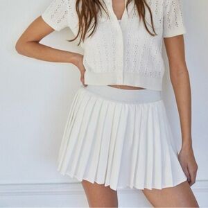 By Together White Pleated Mini Skirt (with shorts) Size Small